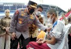 Tinjau-Vaksinasi-Se-Indonesia,-Kapolri-Dorong-Percepatan-Target-Dosis-Dua-dan-Booster