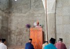 Polres-Alor-Gelar-Jumat-Barokah-dan-Himbauan-Kamtibmas-di-Masjid-Baiturrahman-Lipa