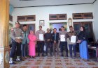 POLRES-ALOR-FASILITASI-PERDAMAIAN-DAN-PENCABUTAN-LAPORAN-TERKAIT-PERMASALAHAN-ANGGOTA-BRIMOB-DENGAN-WARGA-ALOR-BESAR