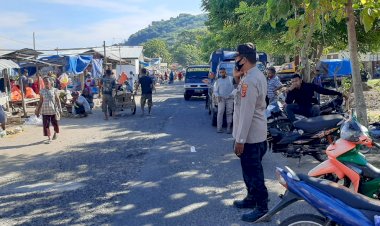 Polsek-Abal-Laksanakan-Patroli-dan-Sambang-di-Pasar-Tradisional