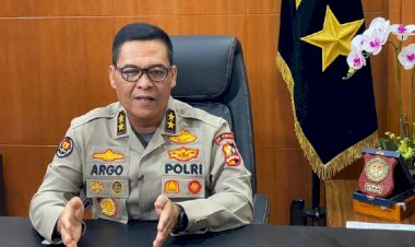 Berkas-Lengkap,-Polri-Serahkan-Bupati-Nganjuk-dan-6-TSK-Lain-ke-Kejari-Nganjuk