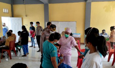 Percepat-Vaksinasi-Covid-19,-Polres-Alor-Sasar-SMAK-St.-Yoseph