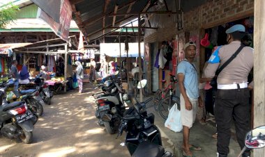 Berikan-Pelayanan-Keamanan,-Personel-Polsek-Pantar-Laksanakan-Patroli-dan-Pengamanan-Pasar