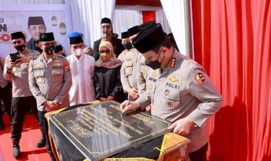 Waka-Polri-Letakan-Batu-Pertama-Pembangunan-Masjid-di-Kediri