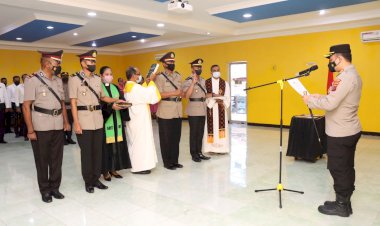 Kapolres-Alor-Pimpin-Sertijab-Dua-Kapolsek,-Kasat-Intel-dan-Kasi-Propam