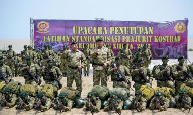 Dikukuhkan-Warga-Kehormatan-Kostrad,-Kapolri:-TNI-Polri-Terus-Bersinergi-Jaga-Wibawa-Negara-dan-Rakyat-Indonesia