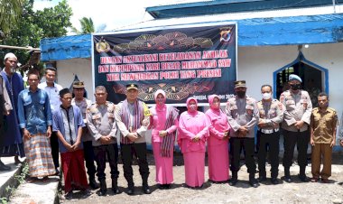 Dalam-Rangka-Maulid-Nabi-Muhammad-Polres-Alor-Berikan-Bansos