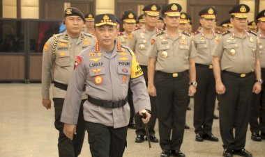 Polri-Gelar-Upacara-Korps-Raport-ke-42-Pati-dan-121-Pamen