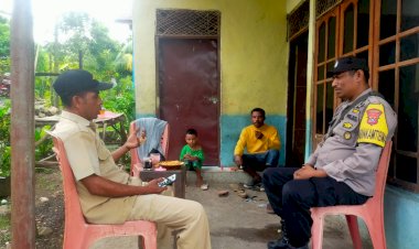 Sambangi-Mayarakat,-Bhabinkamtibmas-Sampaikan-Himbauan-Kamtibmas