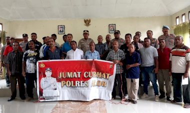 Wakapolres-Alor-Dengar-Langsung-Aduan-dan-Curhatan-Masyarakat-Lewat-Kegiatan-Jumat-Curhat