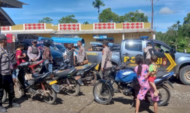 Jaga-kondisi-Kamtibmas,-Polsek-Alor-Selatan-Laksanakan-Patroli-Pasar-Tradisional
