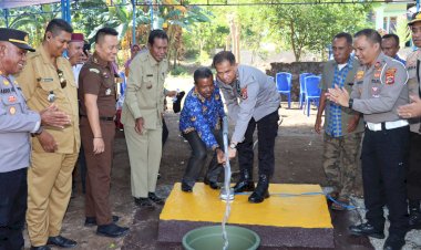 Dalam-Rangka-Hari--Bhayangkara-ke-77,-Polres-Alor-Resmikan-Bantuan-Air-Bersih