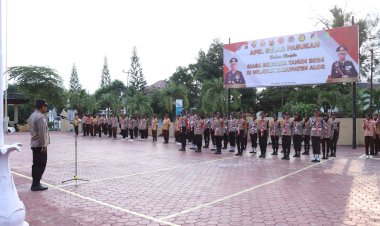 Kasat-Binmas-Polres-Alor-Pimpin-Upacara-Pelantikan-Pengurus-Dewan-Saka-Bhayangkara