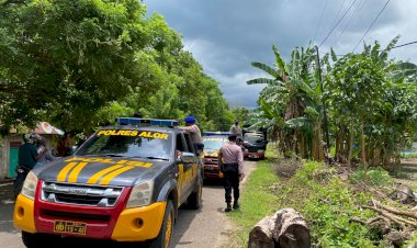 Polres-Alor-Gelar-Patroli-Pengamanan-Perhitungan-Suara-Pemilu-2024-dalam-Operasi-Mantap-Brata-2024