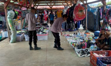 Polsek-Alor-Timur-Laksanakan-Patroli-dan-Amankan-Pasar-Maritaing