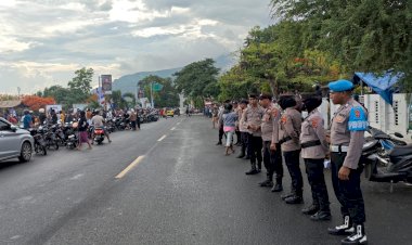 Polres-Alor-Kembali-Laksanakan-Pengamanan-Kampanye-Pilkada-di-Lapangan-Mini-Kalabahi