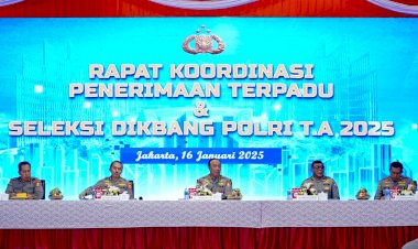 Kick-Off-Penerimaan-Terpadu-Polri-2025.-Undangan-terbuka-Untuk-Anak-anak-Muda-Terbaik-Bangsa
