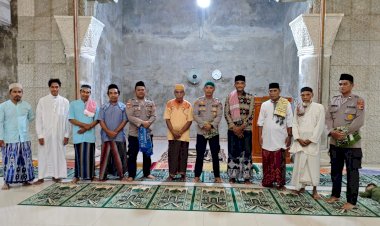 Polres-Alor-Gelar-Safari-Ramadhan-di-Masjid-Baburahman-Pasar-Lipa