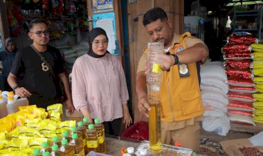 Unit-Tipidter-Sat-Reskrim-Polres-Alor-Bersama-UPTD-Metereologi-Legal-Dinas-Perdagangan-Kab.-Alor-Lakukan-Pengecekan-Takaran-Minyak-Kita