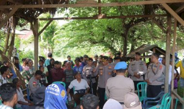 Polres-Alor-Lakukan-Upaya-Mediasi-Penyelesaian-Konflik-Antar-Warga-Desa-Aimoli-dan-Alaang