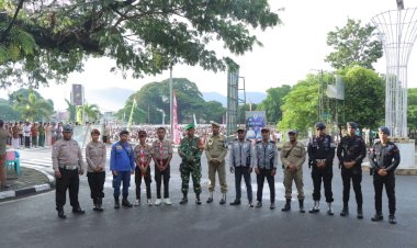 Polres-Alor-Bersama-Instansi-Terkait-Amankan-Shalat-Idulfitri-di-Lapangan-Mini-Kalabahi