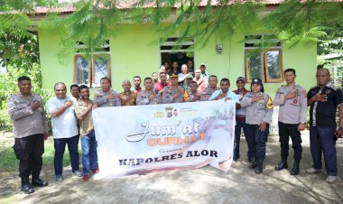 Kapolres-Alor-Gelar-Kegiatan-Jumat-Curhat-di-Desa-Alimmebung,-Dengar-Langsung-Aspirasi-dan-Keluhan-Warga