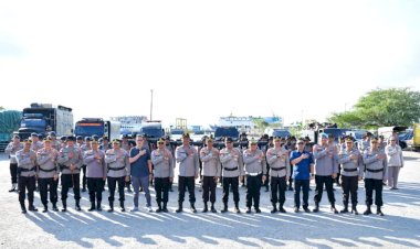 Polri-untuk-Masyarakat:-Polda-NTT-Kirim-puluhan-Personel-BKO-ke-Flotim,-Tanggap-Cepat-Erupsi-Gunung-Lewotobi