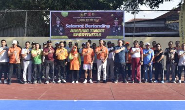 HUT-Bhayangkara-ke-79-Meriah-dengan-Turnamen-Tenis-Kapolda-NTT-Cup-Antar-Instansi