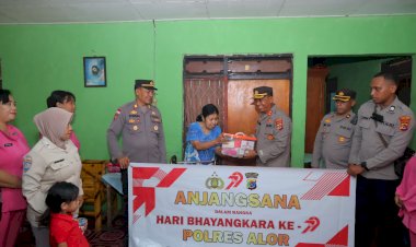 Kapolres-Alor-Pimpin-Anjangsana-Jelang-Hari-Bhayangkara-ke-79,-Kunjungi-Purnawirawan-dan-Warakawuri