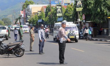 Polres-Alor-Gelar-Operasi-Patuh-Turangga-2025-Hari-ke---4,-Sasar-Tujuh-Pelanggaran-Prioritas