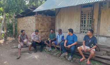 Polsek-Alor-Selatan-Gelar-Patroli-dan-Sambang-Warga-di-Desa-Malaipea