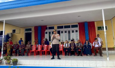 Kapolres-Alor-Lepas-Parade-Wismaraya-I-2025,-Ajak-Warga-Jaga-Pariwisata-Daerah