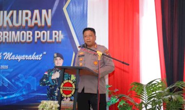 Acara-Syukuran-HUT-ke-80-Korps-Brimob-Polri-di-Mako-Brimob-Kompi-4-Yon-A-Polda-NTT-Berjalan-Penuh-Keakraban-dan-Kebersamaan. 