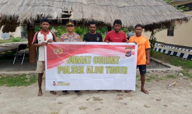 Polsek-Alor-Timur-Gelar-Jumat-Curhat,-Warga-Sampaikan-Keluhan-Soal-Paspor-dan-Persyaratan-SIM