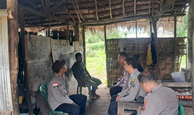 Polsek-Alor-Timur-Laksanakan-Patroli-Dialogis-dan-Sambang-Kamtibmas-di-Kelurahan-Kolana-Utara