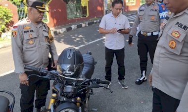 Waka-Polres-Alor-Pimpin-Ops-Gaktiblin,-Propam-Tertibkan-Kelengkapan-Kendaraan-Personel