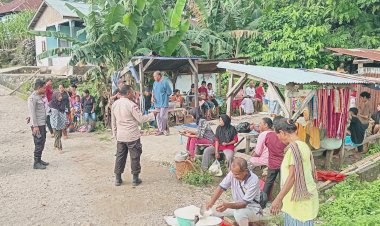 Patroli-Rutin-Polsek-Pantar-di-Pasar-Bakalang,-Warga-Diimbau-Jaga-Kamtibmas