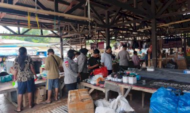 Polsek-Alor-Barat-Daya-Tingkatkan-Pengamanan-Pasar-Moru,-Tegaskan-Larangan-Judi-dan-Miras