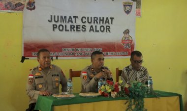 Polres-Alor-Gelar-Jumat-Curhat-di-Kalabahi-Barat,-Warga-Sampaikan-Aspirasi-Soal-Kamtibmas-hingga-Media-Sosial