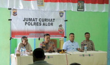 Kapolres-Alor-Gelar-Jumat-Curhat-di-Desa-Fanating,-Serap-Aspirasi-Warga-Terkait-Kamtibmas-dan-Peredaran-Miras