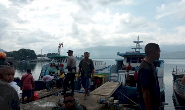 Polres-Alor-Pantau-Arus-Balik-di-Pos-Terpadu-Pelabuhan-Dulionong,-Situasi-Aman-dan-Kondusif