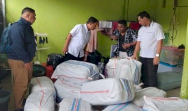 Polda-NTT-Bongkar-Jaringan-Penyelundupan-Thrifting-llegal,-157-Ballpress-Diamankan