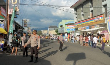 Polres-Alor-Laksanakan-Pengamanan-dan-Pengawalan-Pawai-Oikumene-HUT-PGI-ke-76-di-Kabupaten-Alor