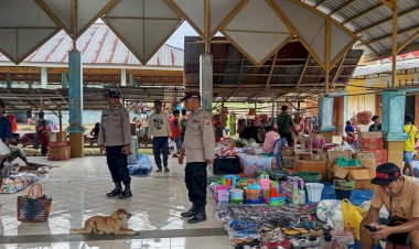 Polsek-Alor-Selatan-Intensifkan-Patroli-Pengamanan-Pasar-Apui,-Aktivitas-Masyarakat-Berjalan-Aman-dan-Lancar