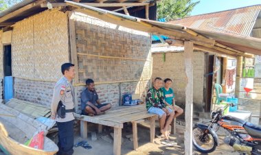 Polsek-Alor-Timur-Tingkatkan-Kamtibmas-melalui-Patroli-dan-Sambang-Warga-di-Desa-Maritaing