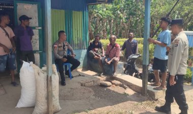 Sambangi-Warga-Kelaisi-Timur,-Kapolsek-Alor-Selatan-Ajak-Masyarakat-Bersama-Jaga-Kamtibmas