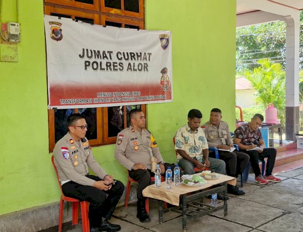 Wakapolres Alor Gelar Jumat Curhat di Kalabahi Kota, Warga Sampaikan Keluhan Soal Tawuran, Miras, dan Keamanan Lingkungan
