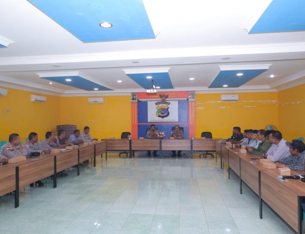 Polres Alor Gelar Rapat Koordinasi Tahap II Bersama Organisasi Kepemudaan di Kabupaten Alor terkait Kesiapan Pengamanan Natal 2025 dan Tahun Baru 2026