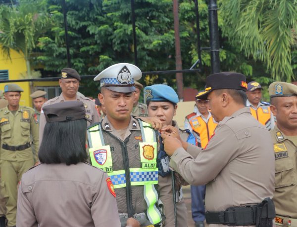 Kapolres Alor Pimpin Apel Gelar Pasukan Operasi Ketupat Turangga 2026