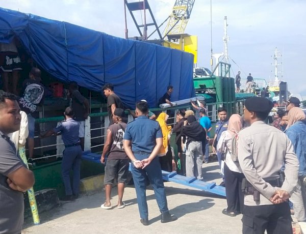 Personel Pos Pam Pelabuhan Dulionong Intensifkan Pengamanan Arus Penumpang dalam Operasi Ketupat Turangga 2026